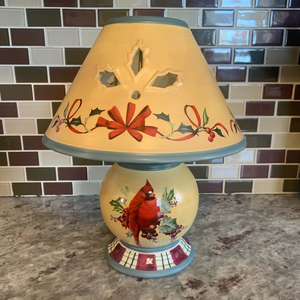 Lenox Winter Greetings cardinal tea lamp